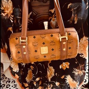 🐣 WAS $415 MCM Visetos Monogram Cognac Barrel Bag